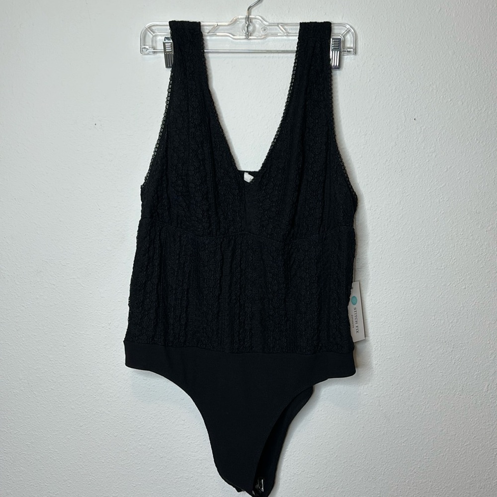 August Mist size 2X black lace body suit
